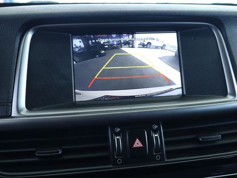 Used 2018 Kia Optima S w/ 18" Alloy Wheels Package image 27