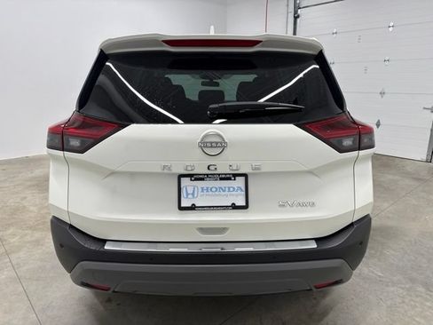 Used 2023 Nissan Rogue SV AWD/4WD image 6