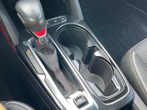 Used 2021 Chevrolet TrailBlazer RS w/ Sun and Liftgate Package image 12