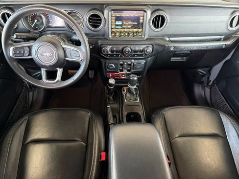 Used 2023 Jeep Wrangler Unlimited Rubicon 4xe AWD/4WD image 15