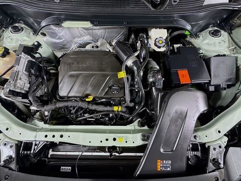 Used 2024 Chevrolet Trax RS image 28