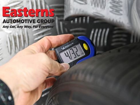 Used 2021 Nissan Sentra SR image 27