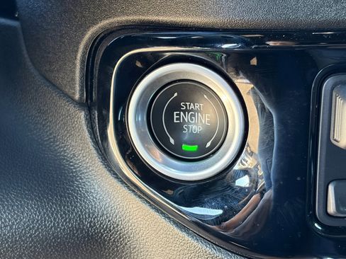 Used 2024 Chevrolet Silverado 1500 High Country image 27