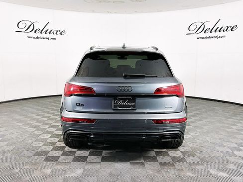 Used 2024 Audi Q5 e Premium Plus w/ Premium Plus Package image 5