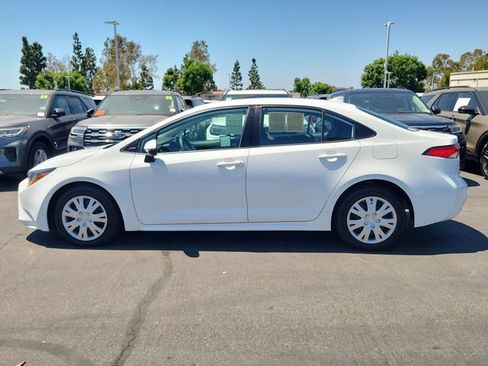 Used 2023 Toyota Corolla LE FWD image 27