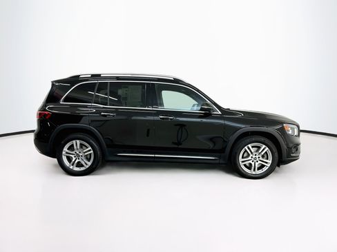 Used 2022 Mercedes-Benz GLB 250 4MATIC w/ Premium Package Lite image 10