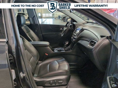 Used 2022 Chevrolet Equinox Premier AWD/4WD image 29
