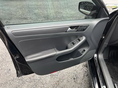 Used 2014 Volkswagen Jetta S image 22