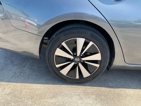Used 2022 Nissan Altima 2.5 SV w/ SV Premium Package FWD image 24