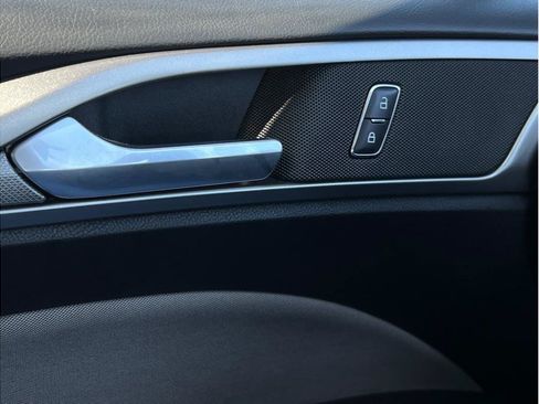 Used 2018 Ford Fusion S FWD image 16