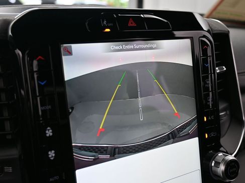 Used 2025 RAM 1500 Laramie image 22