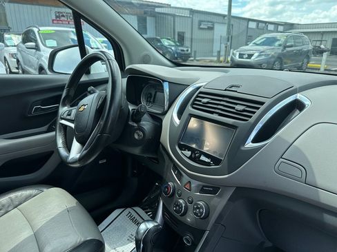 Used 2015 Chevrolet Trax LTZ FWD image 8