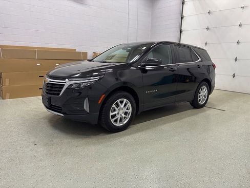 Used 2022 Chevrolet Equinox LT AWD/4WD image 8