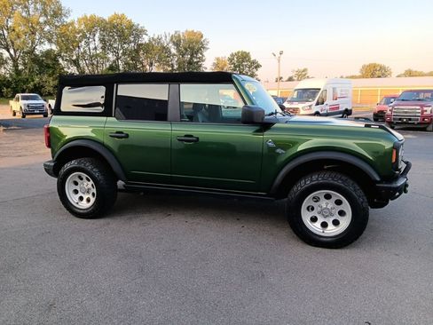 Used 2022 Ford Bronco Black Diamond AWD/4WD image 4
