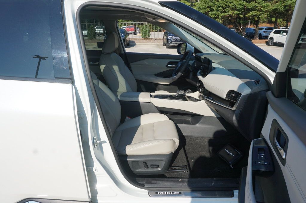 Used 2023 Nissan Rogue SL w/ SL Premium Package FWD image 17