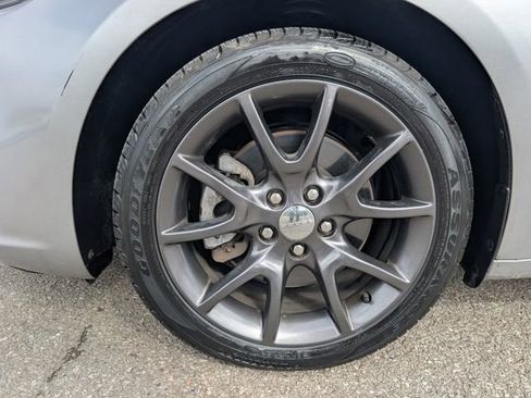 Used 2015 Dodge Dart SXT image 27