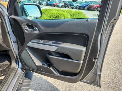 Used 2021 Chevrolet Colorado LT w/ LT Convenience Package AWD/4WD image 28