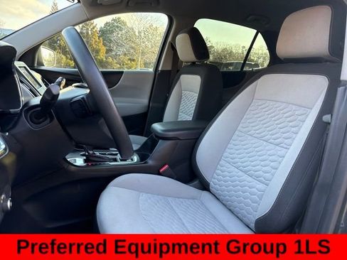 Used 2020 Chevrolet Equinox LS w/ LPO, Floor Liner Package image 14