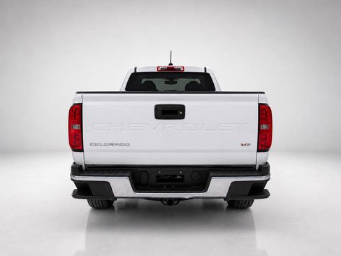 Used 2022 Chevrolet Colorado W/T w/ WT Convenience Package RWD image 4