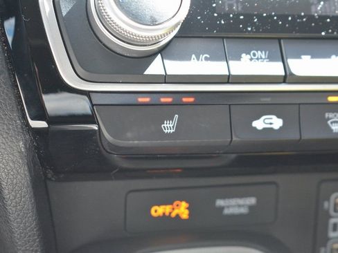 Used 2019 Honda Insight Touring image 20