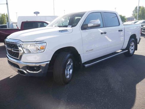 Used 2023 RAM 1500 Big Horn AWD/4WD image 4