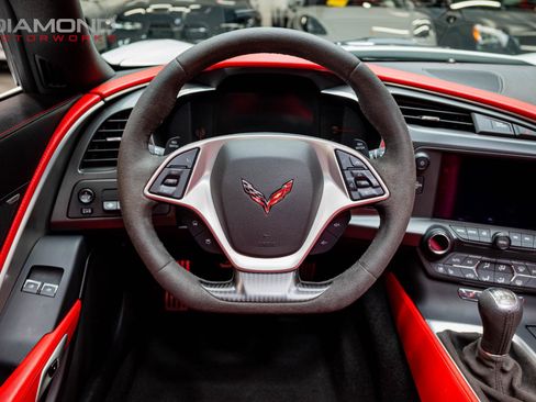 Used 2019 Chevrolet Corvette Stingray Coupe RWD image 99