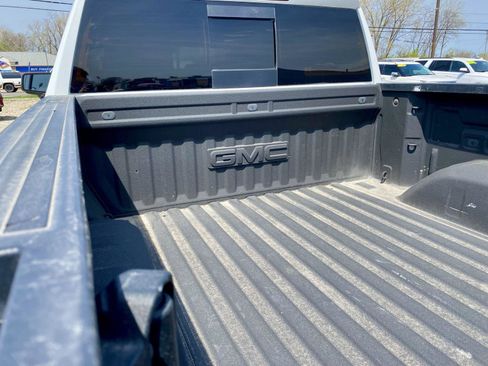 Used 2020 GMC Sierra 1500 SLT w/ SLT Premium Plus Package image 16