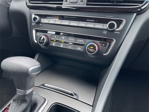 Used 2019 Kia Optima LX w/ LX Premium Package image 24