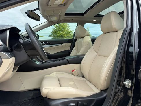 Used 2017 Nissan Maxima 3.5 SL image 10