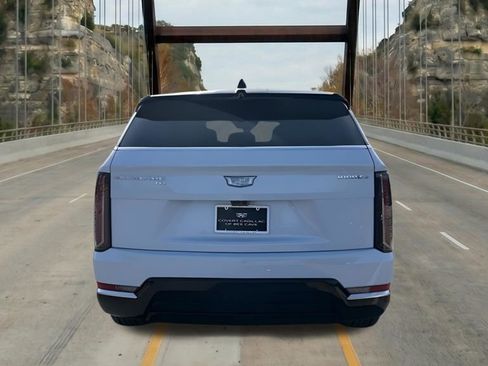 New 2026 Cadillac Escalade IQ Luxury 1 w/ LPO, Floor Liner Package AWD/4WD image 8