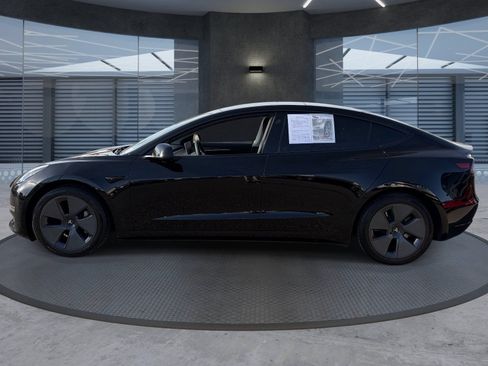 Used 2023 Tesla Model 3 Standard Range RWD image 3