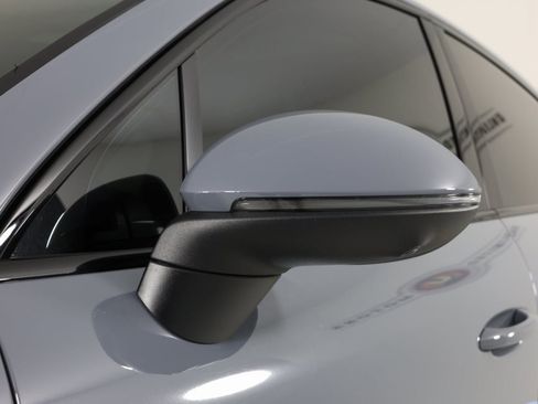 Used 2024 Porsche Cayenne Coupe AWD/4WD image 46