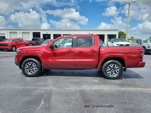 Used 2022 Nissan Frontier SV RWD image 6