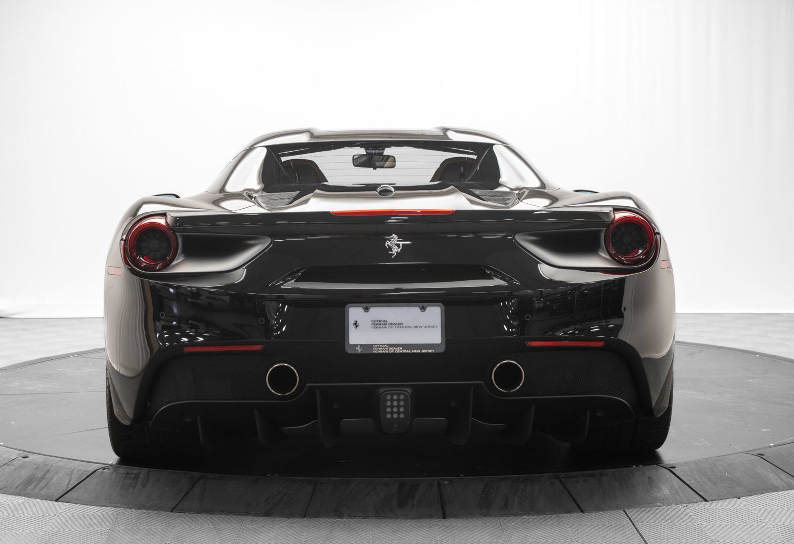 Used 2017 Ferrari 488 Spider RWD image 14