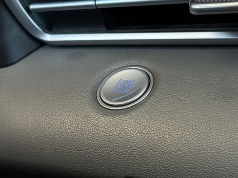 Used 2021 Hyundai Elantra SEL FWD image 21