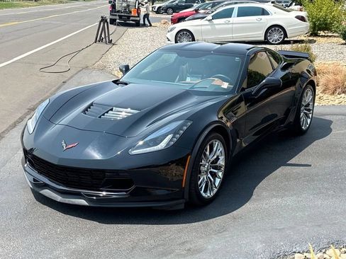 Used 2016 Chevrolet Corvette Z06 w/ 2LZ Preferred Equipment Group RWD image 36