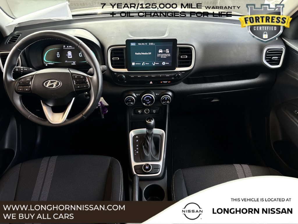 Used 2023 Hyundai Venue SEL FWD image 9