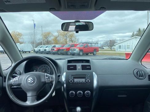 Used 2008 Suzuki SX4 Sport image 11
