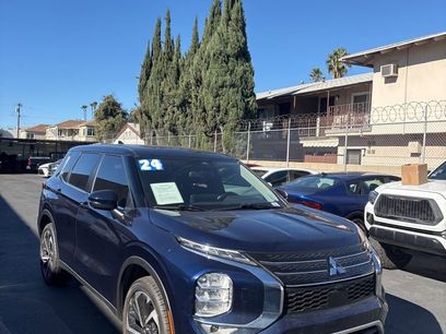 Used 2024 Mitsubishi Outlander SE