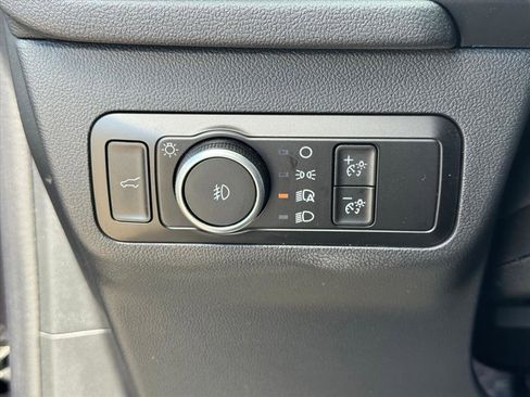 Used 2025 Ford Escape Platinum AWD/4WD image 22