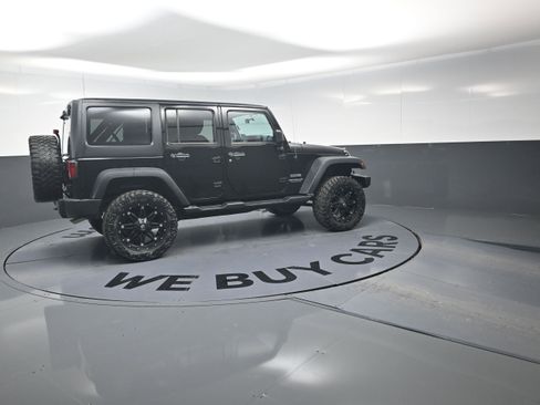 Used 2016 Jeep Wrangler Unlimited Sport image 16