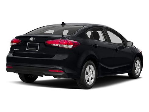 Used 2017 Kia Forte LX FWD image 2
