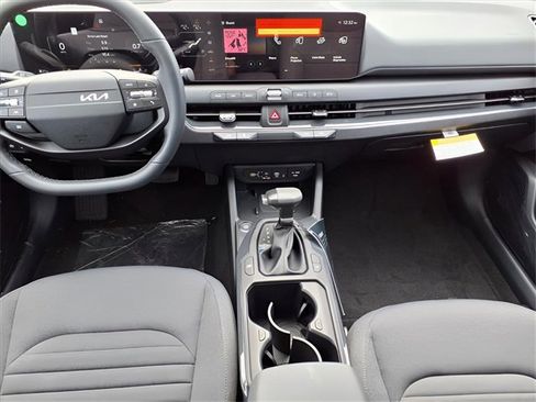 New 2025 Kia K4 EX image 5