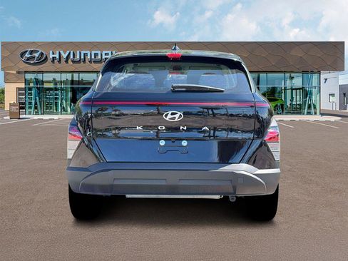 New 2026 Hyundai Kona SE FWD image 6