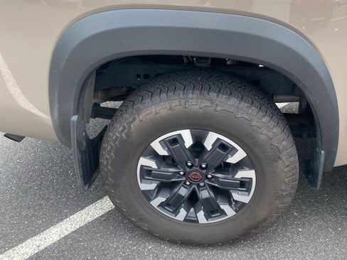 Used 2024 Nissan Frontier PRO-4X w/ Pro Convenience Package AWD/4WD image 14