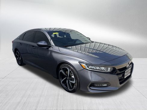 Used 2020 Honda Accord Sport image 3