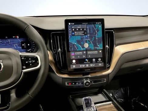 New 2026 Volvo XC60 B5 Plus w/ Climate Package image 7