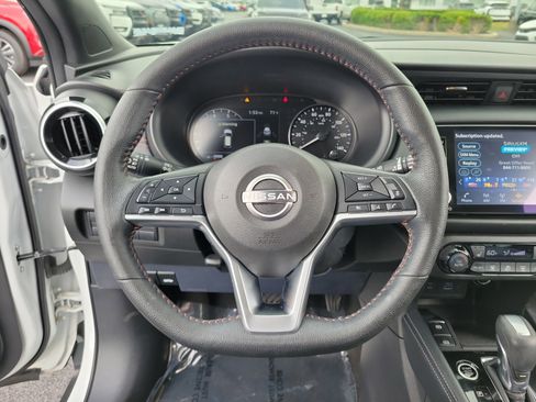 Certified 2022 Nissan Kicks SR w/ Premium Package image 21