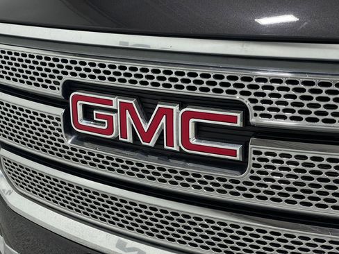 Used 2015 GMC Acadia Denali image 40