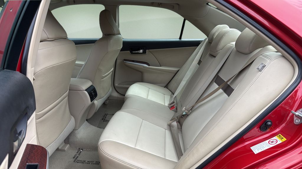 Used 2012 Toyota Camry XLE FWD image 16